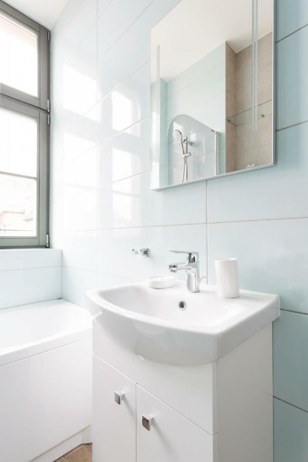 Apartments Mtp Poznan Maleckiego By Renters Esterno foto