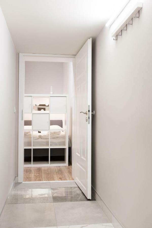 Apartments Mtp Poznan Maleckiego By Renters Esterno foto